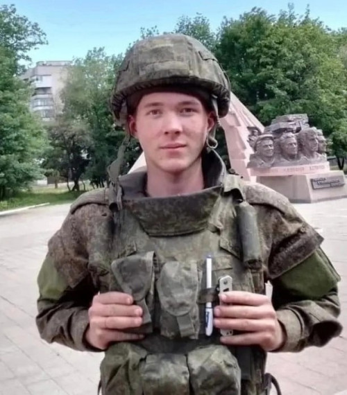 "ОН ВЧЕРА НЕ ВЕРНУЛСЯ ИЗ БОЯ....